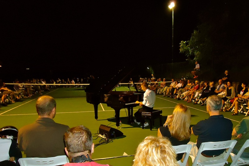 Tennis Piano